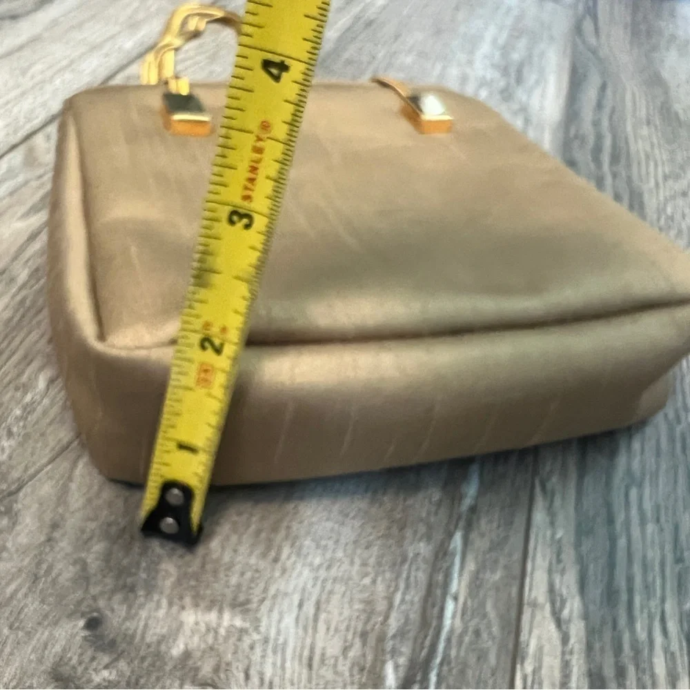 Carlo FALCHI SPORT Gold Herringbone Chain Handle Handbag Wristlet Minibag - Picture 11 of 11